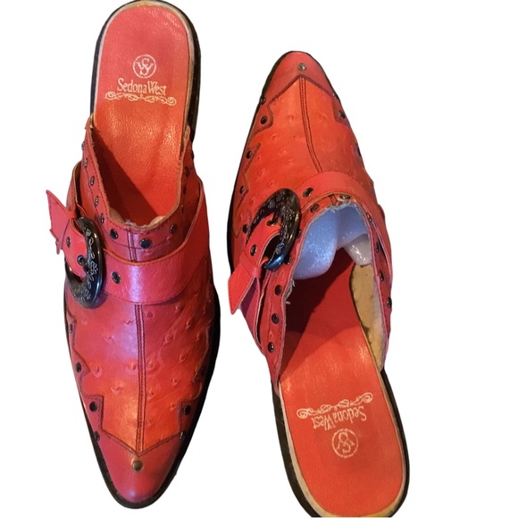 Red western mule shoe - Picture 3 of 5